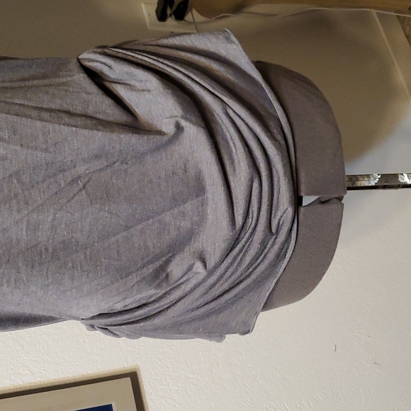NWT Express Top in Medium Grey - Picture 12 of 16